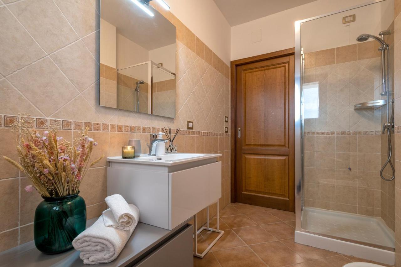 Le Terrazze Apartments Альгеро Экстерьер фото