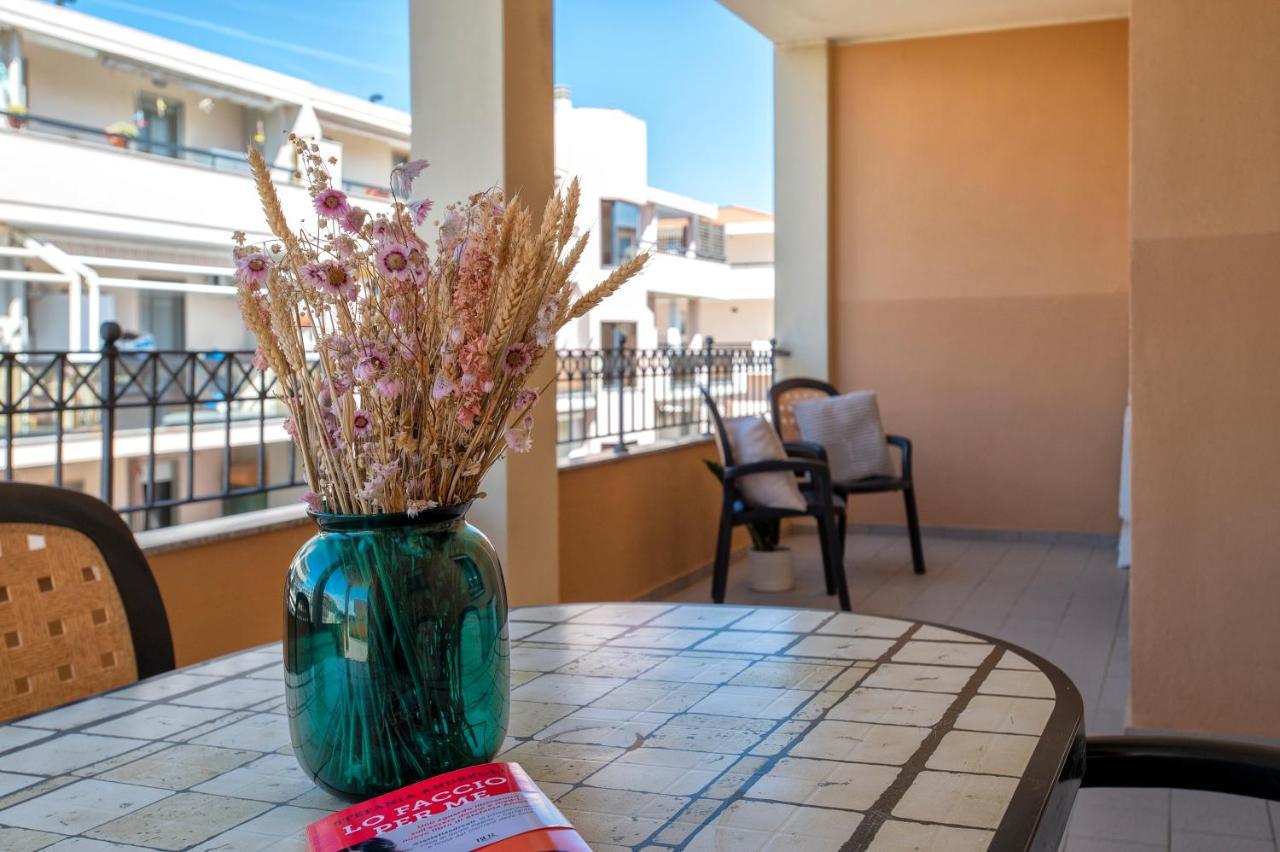 Le Terrazze Apartments Альгеро Экстерьер фото