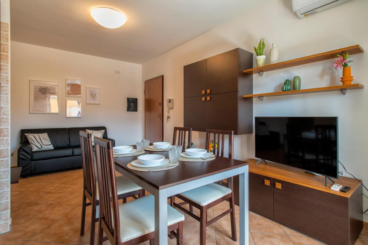 Le Terrazze Apartments Альгеро Экстерьер фото