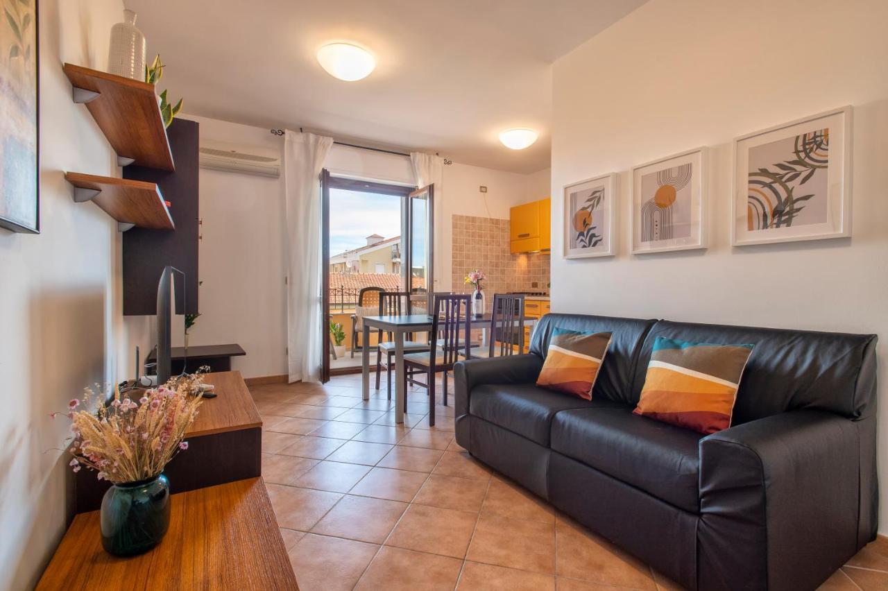 Le Terrazze Apartments Альгеро Экстерьер фото